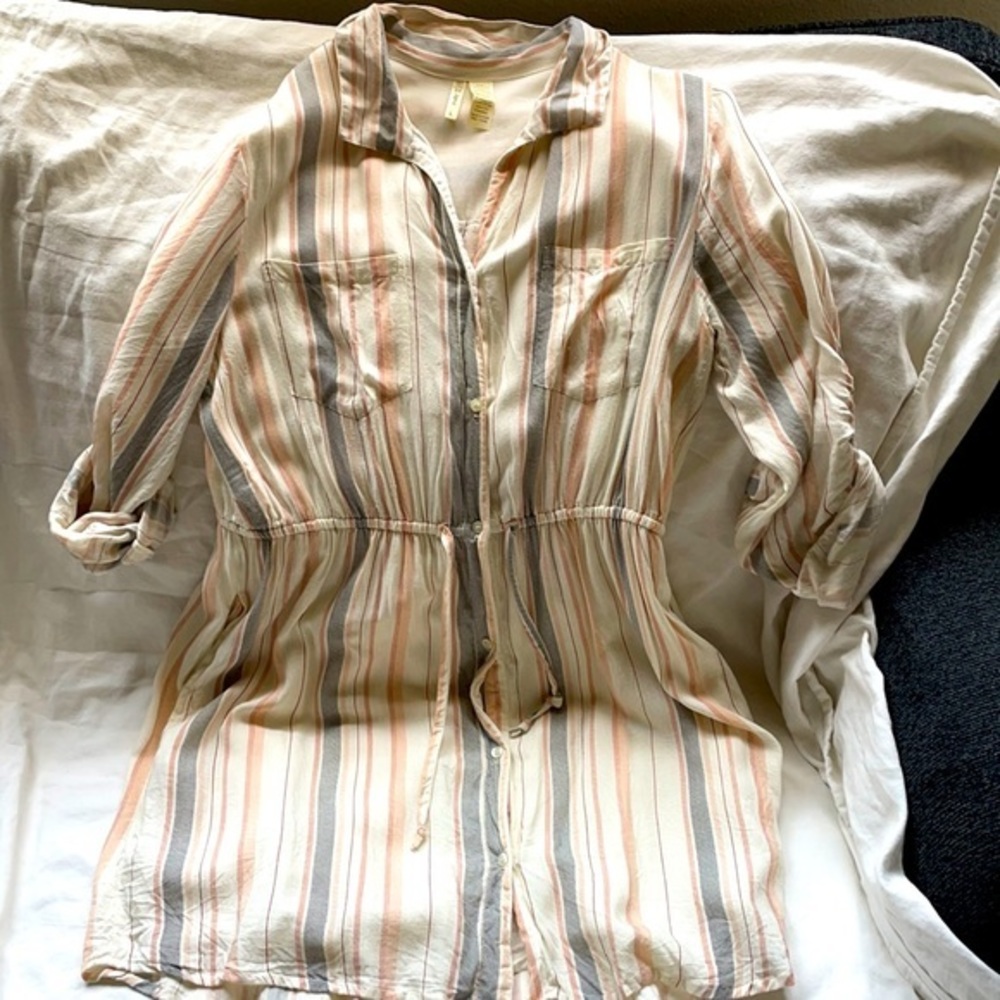 Women’s dress